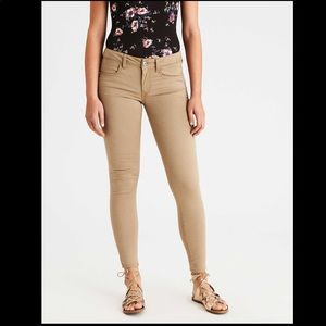 AE American Eagle khaki size 6 jeggings